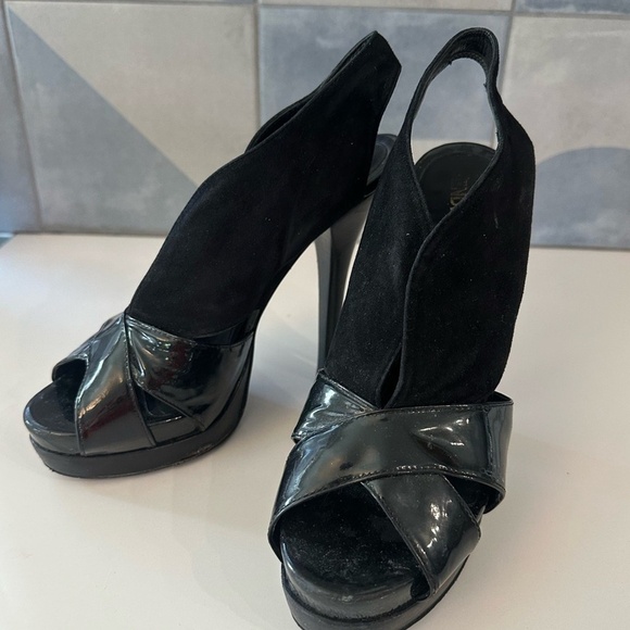 FENDI Black Peep Toe Slingback Heels-fit like 7.5 or 8 - Picture 1 of 10